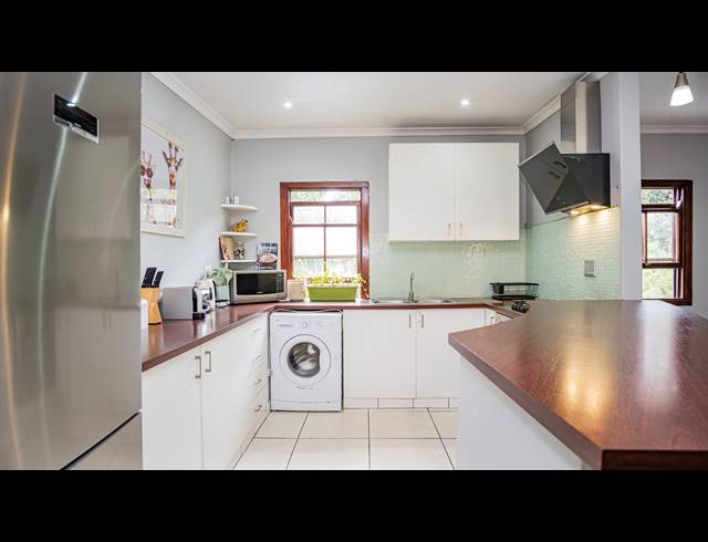2 BEDROOM APARTMENT TO LET IN MORNINGSIDE
